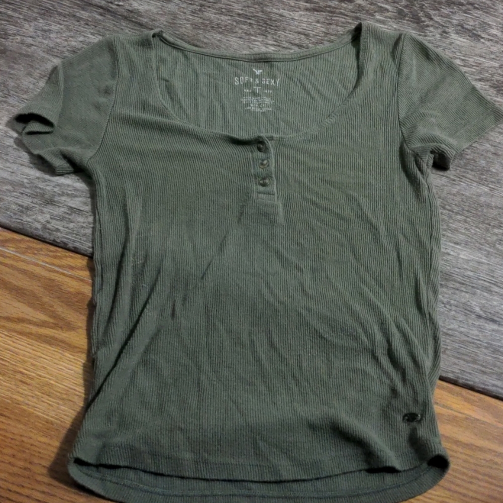 Ribbed green crop top